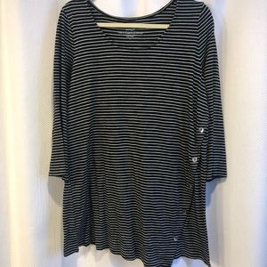 JJill tunic, 60% cotton, 40% rayon. Black & gray striped.